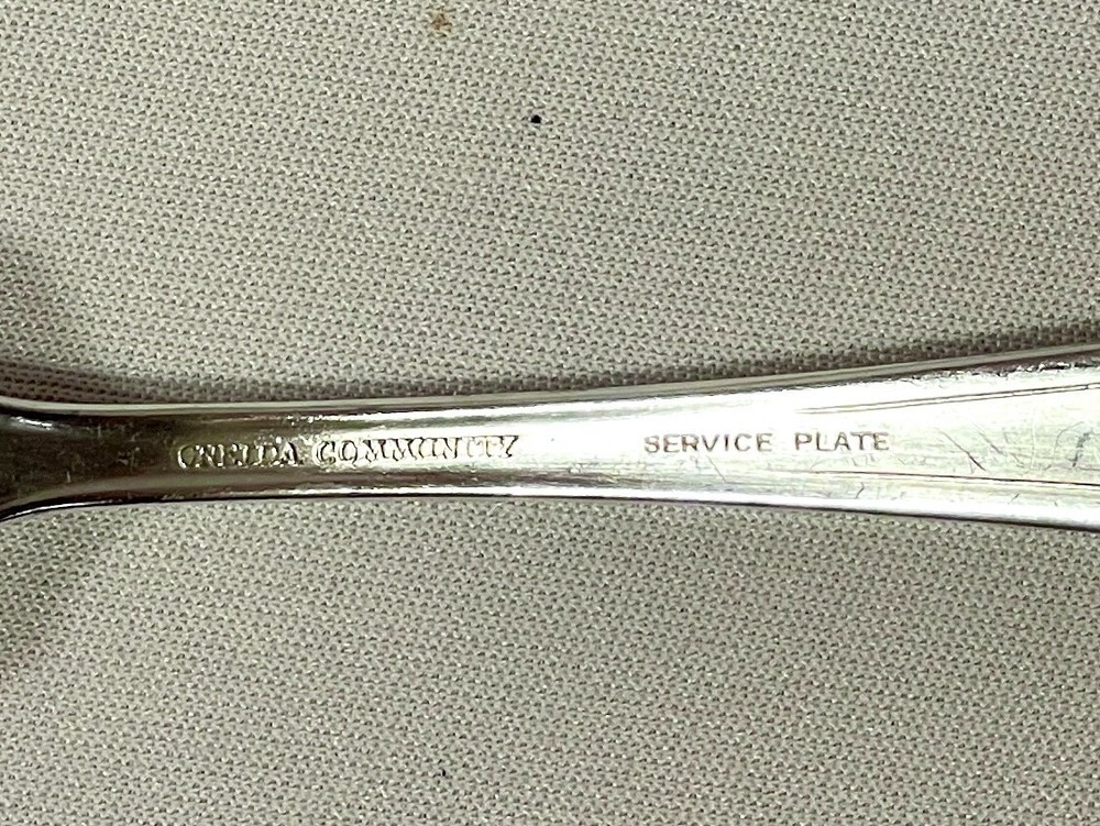 Vintage, Oneida Community 1916, Silver Plate Flatware Set, Modjeska Pattern