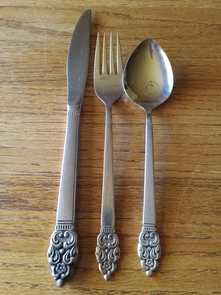 Oneida Stainless Flatware VINLAND 3pc Place Setting/Service for Six - 18 pc Set*