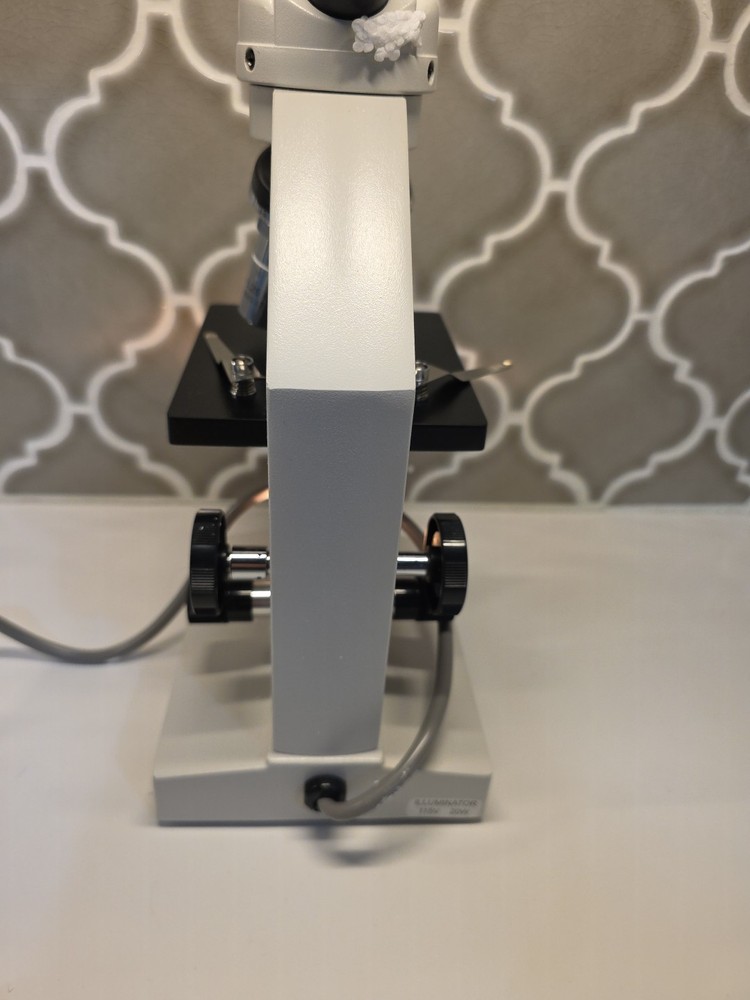 AmScope Microscope w/ WF10X Eyescope and Glass Slides