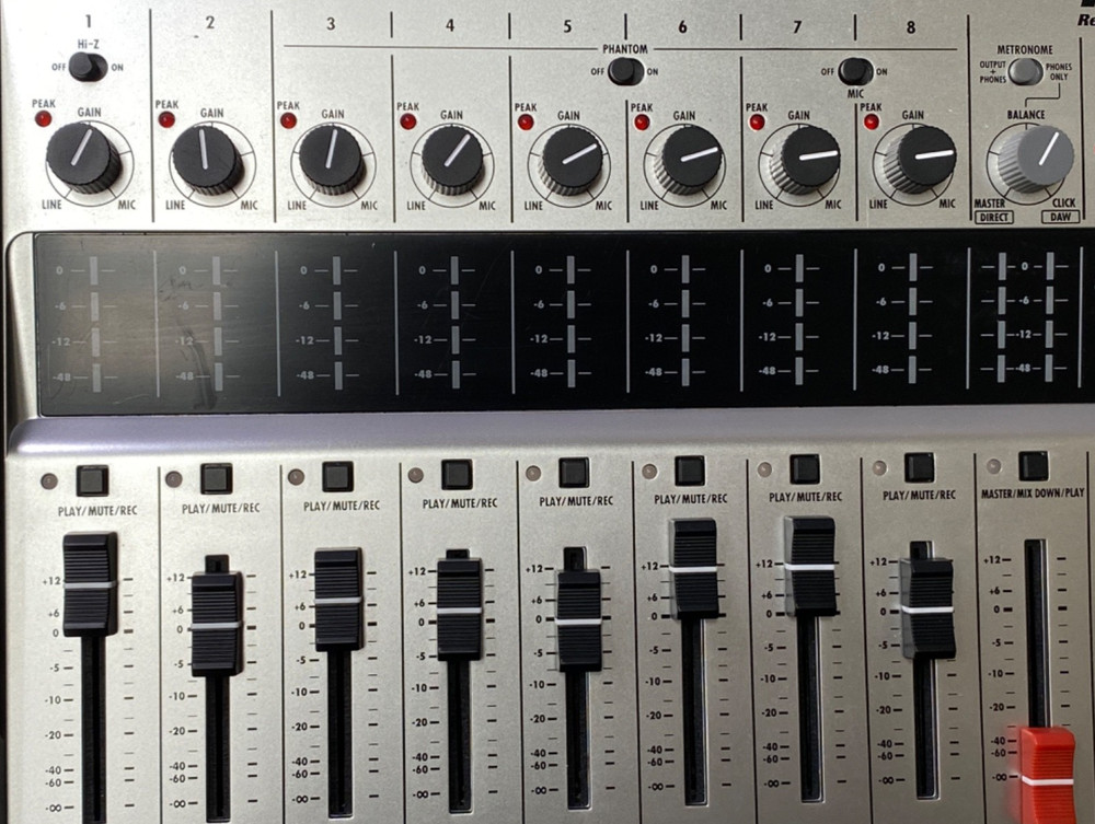 ZOOM R24 Multitrack Recorder Interface Controller Sampler 24-Track *WORKING