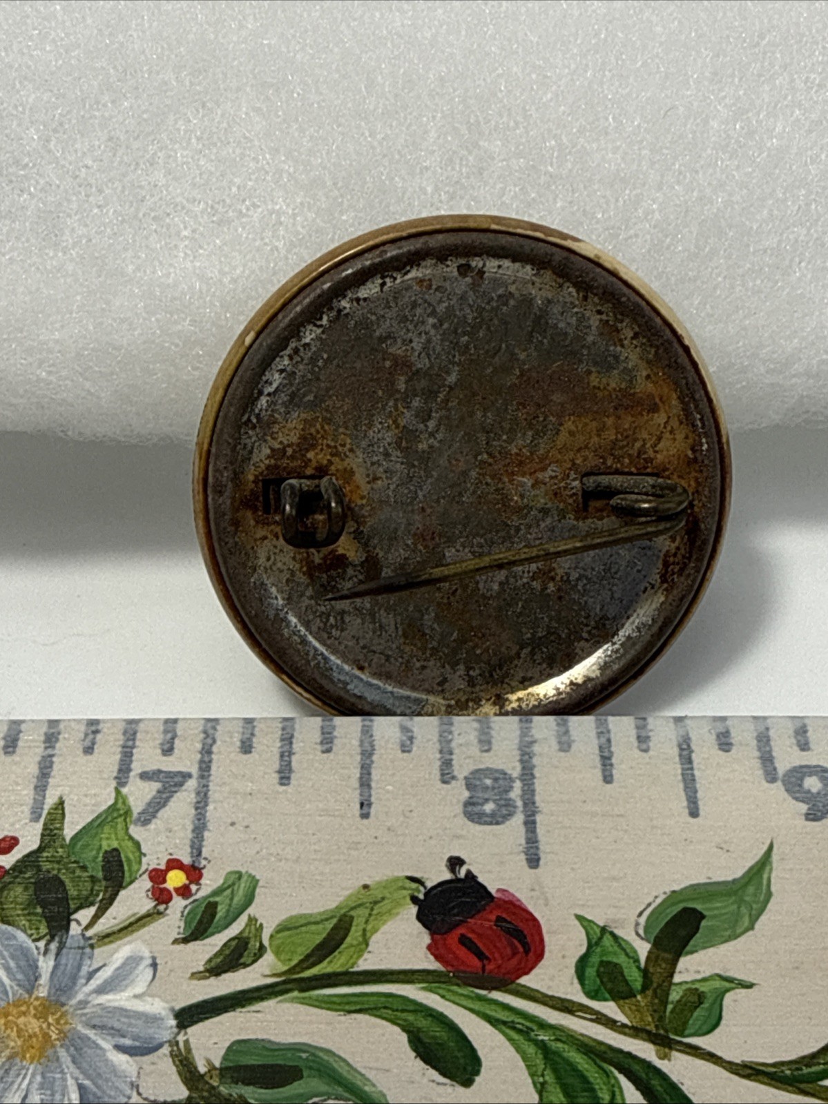 N.Y STATE VINTAGE 1935 RESIDENT HUNTING, TRAPPING,FISHING, LICENSE BUTTON