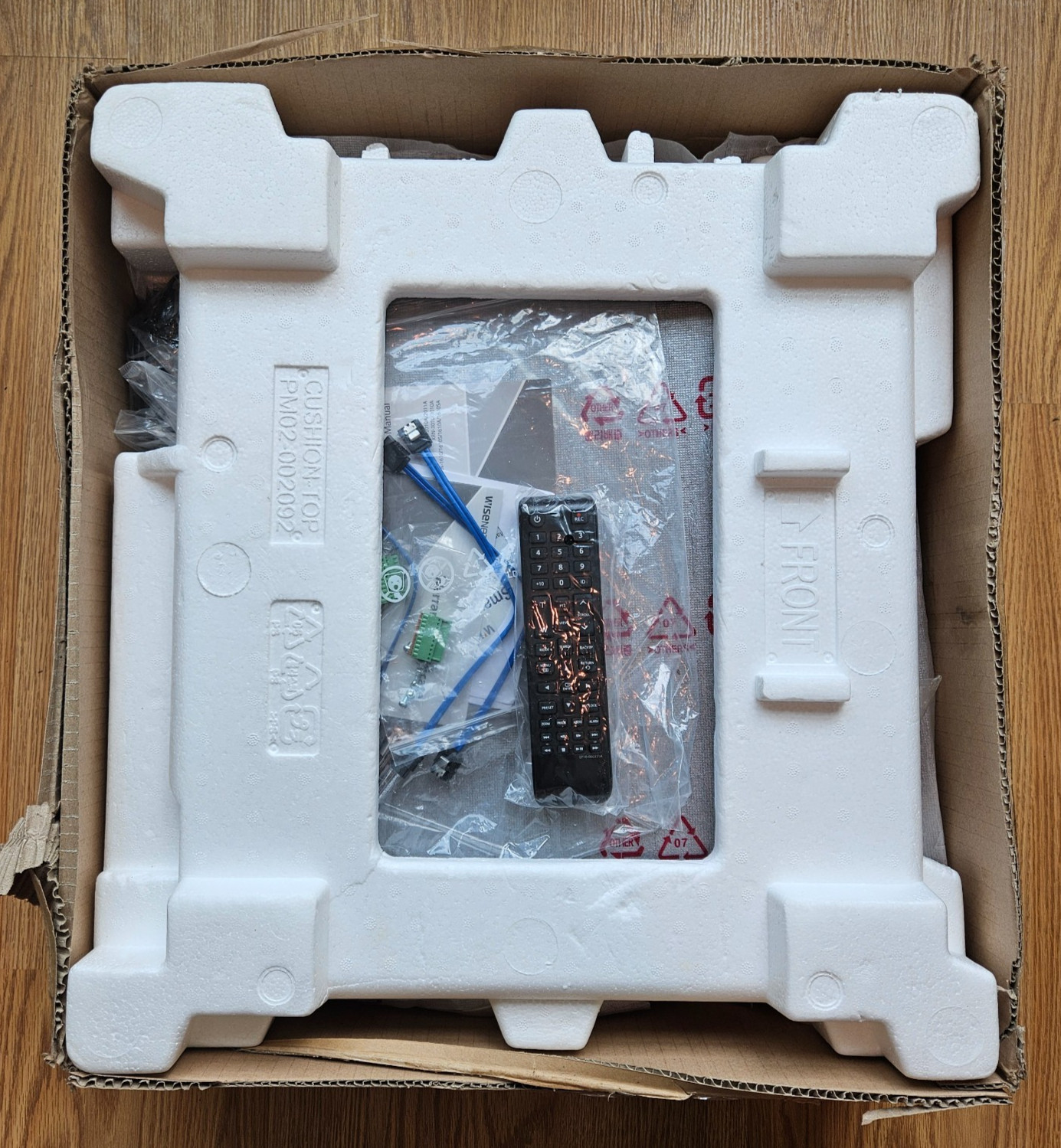 Wisenet XRN-1610SA Network Video Recorder