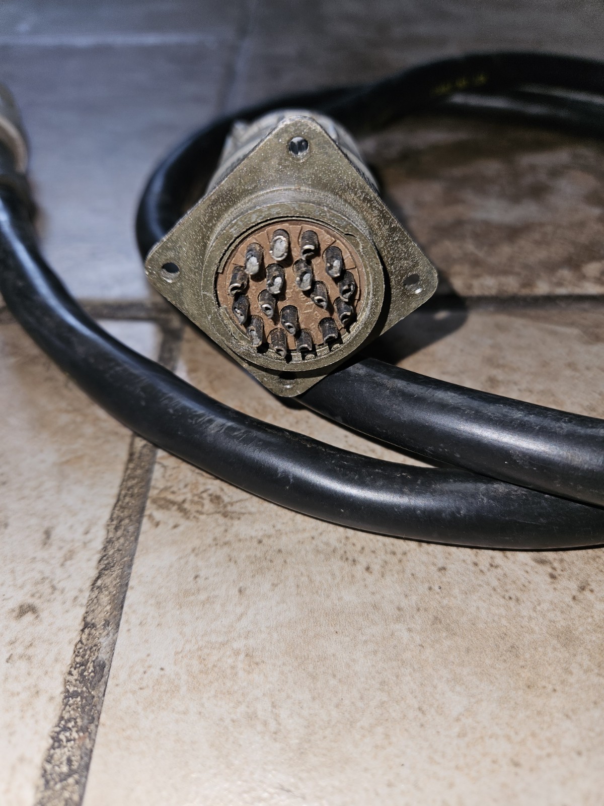 WWII MILITARY AIRPLANE JUNCTION BOX CABLE AMP PS J1114 JUNCTION BOX J2247