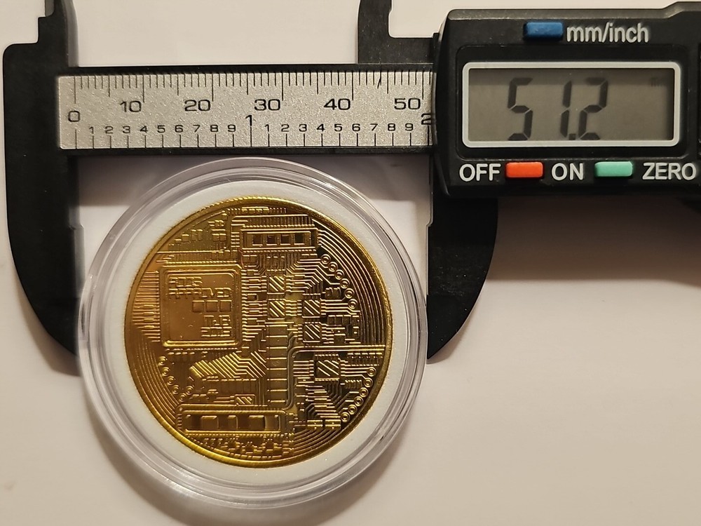 BITCOIN COMMEMORATIVE COIN FOR DISPLAY IN PLASTIC CAPSULE