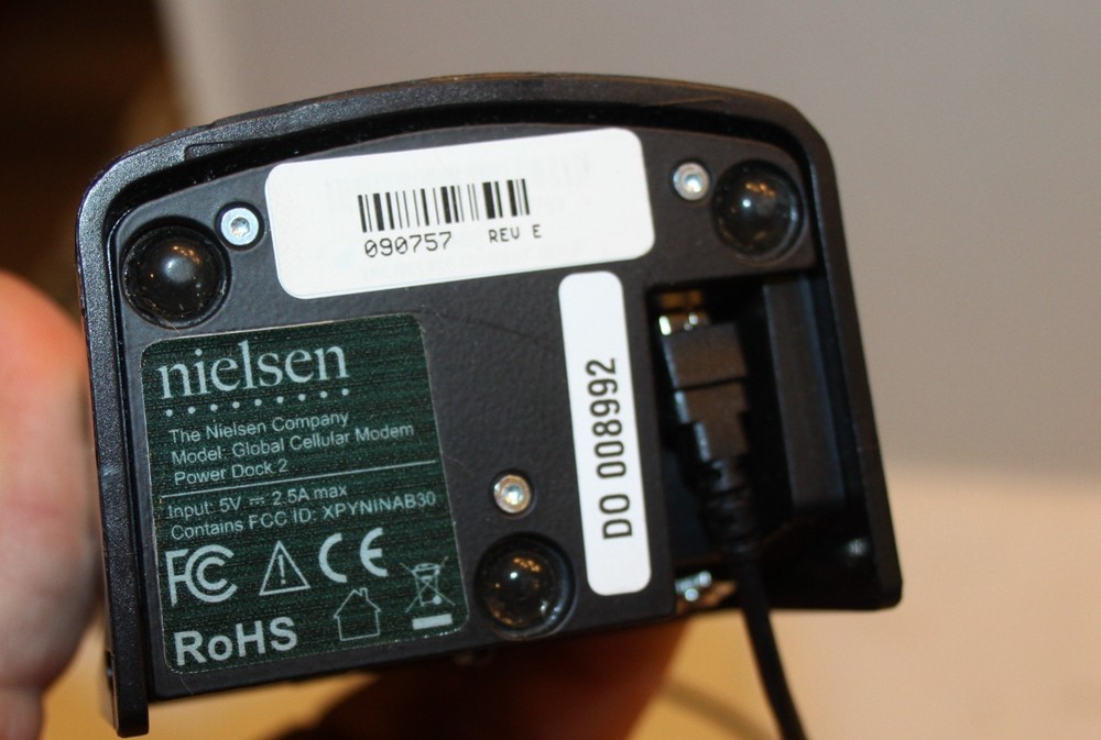 NIELSEN GLOBAL CELLULAR MODEM and POWER DOCK 2