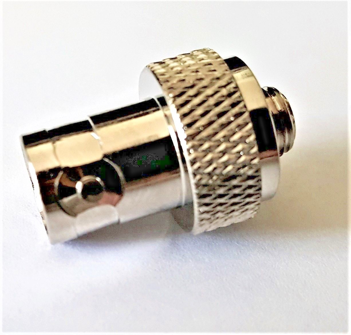 ANTENNA BNC ADAPTOR MAG ONE BRP40 A8 GP68 GP88 GP328 GP338 AND MORE