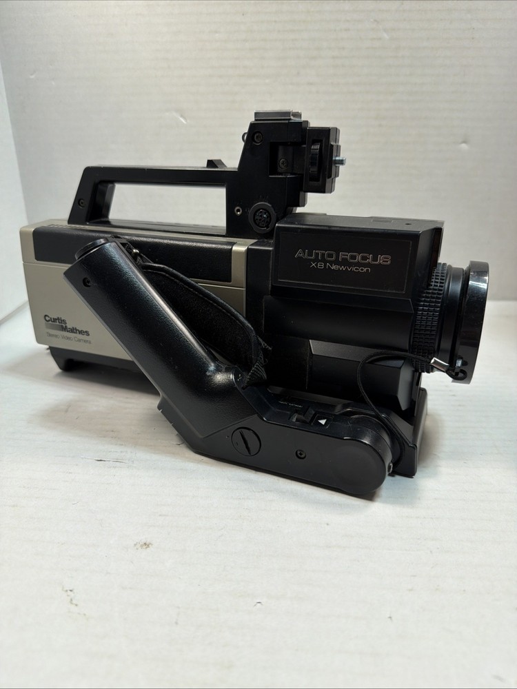 Curtis Mathis Stereo Video Camera Auto Focus X8 Newvicon Model Mc768