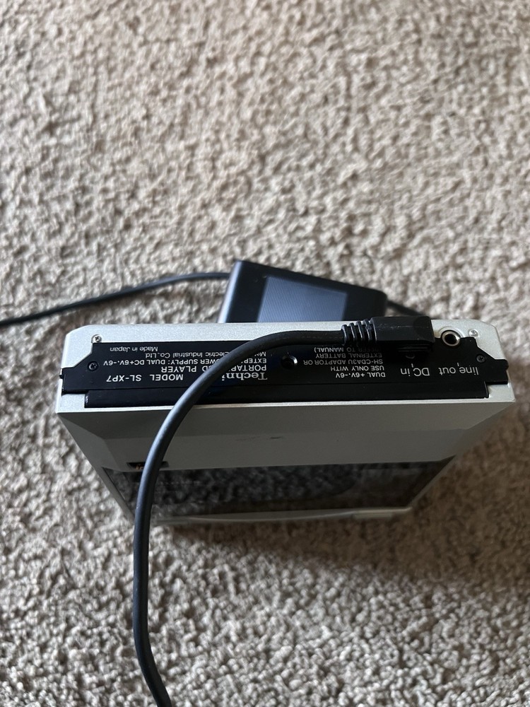 Technics SL-XP7 Digital Portable CD Player W/ Power Adapter AS IS