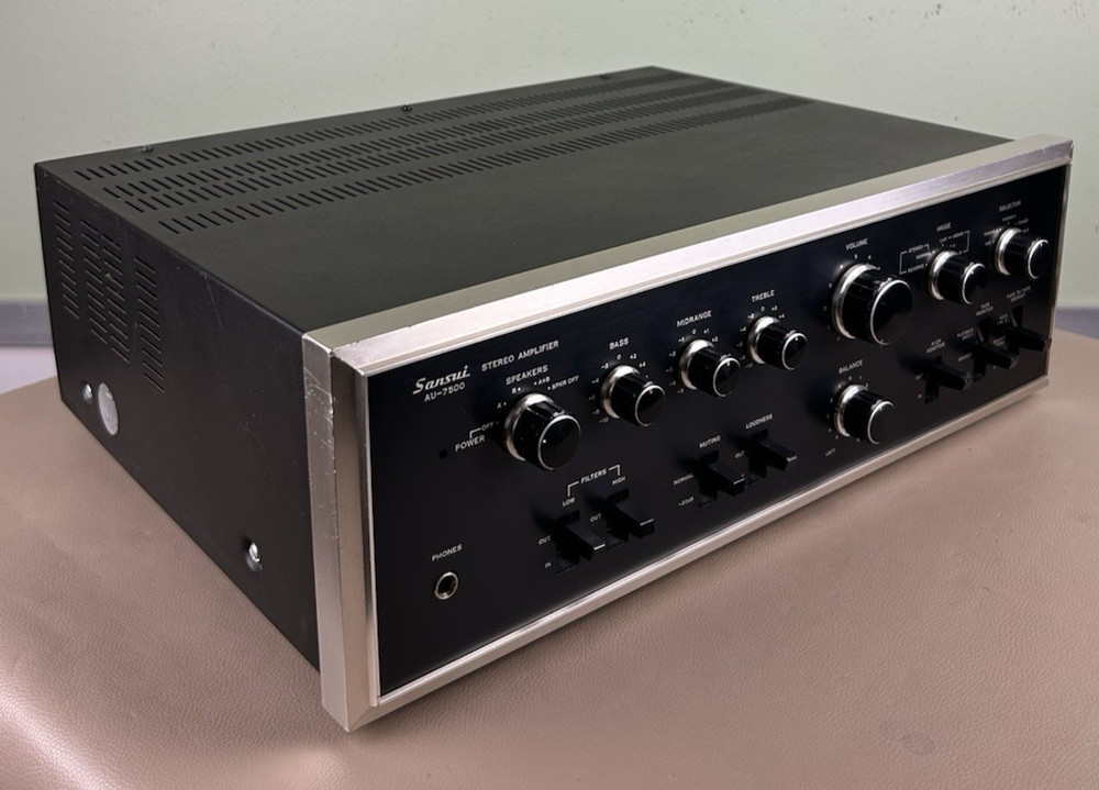 SANSUI AU-7500 STEREO INTEGRATED AMPLIFIER