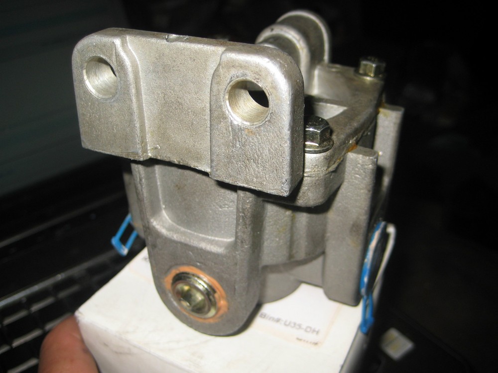 GR-2 RELAY VALVE WITH BRACKET, MINI PART # MIRKN28500