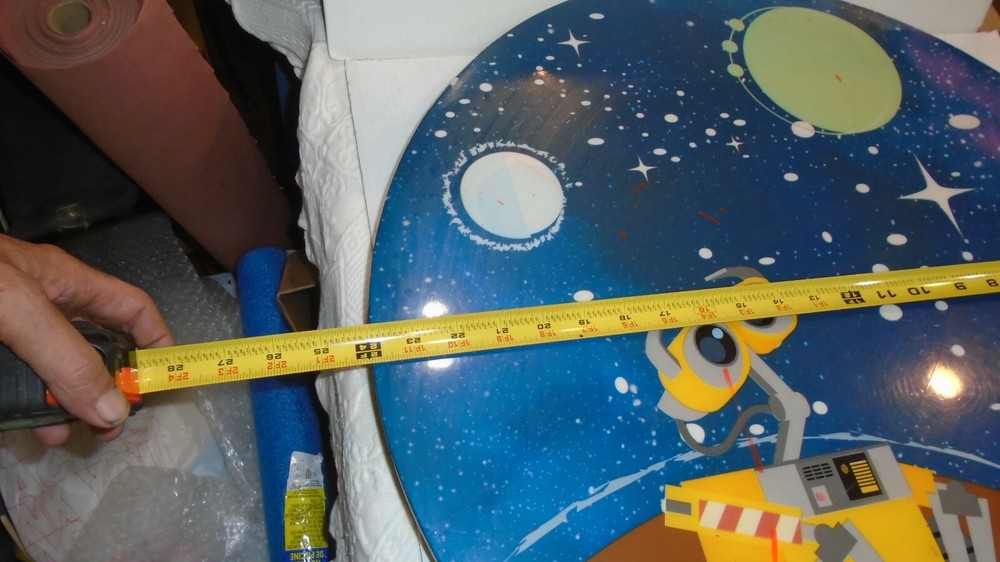 DISNEY PIXAR WALLE Table