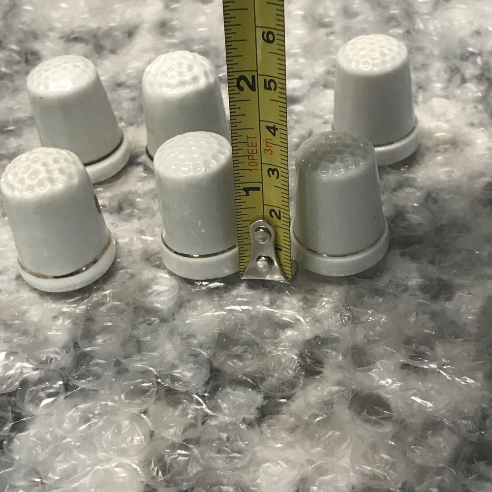 7 Assorted Porcelain Souvenir Thimbles Thimble