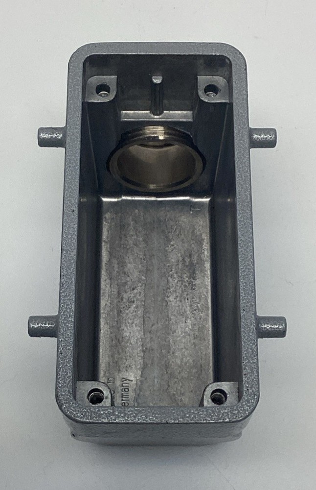 Thomas & Betts SH-016-MV Side Entry Hood for 16-Pin Inserts
