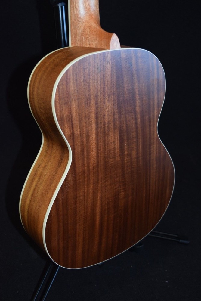 Maui Ukulele Co. Koa Tenor