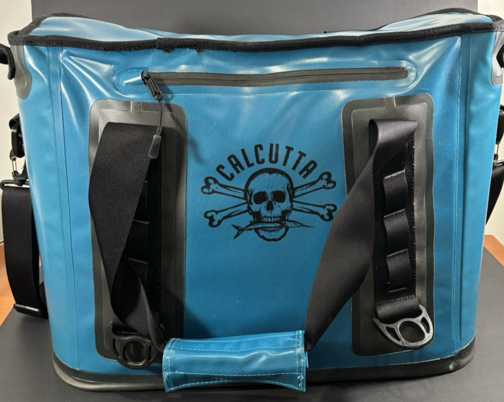 Calcutta Renegade Performance Soft Sided Cooler with Backpack Straps 30 L