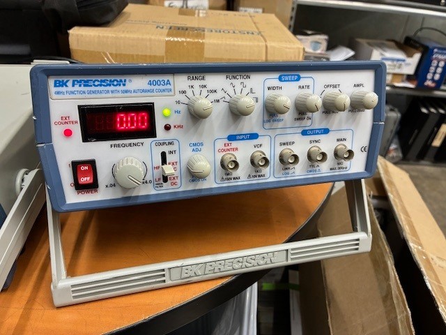 BK Precision 4003A Sweep Function Generator, Frequency Counter USED