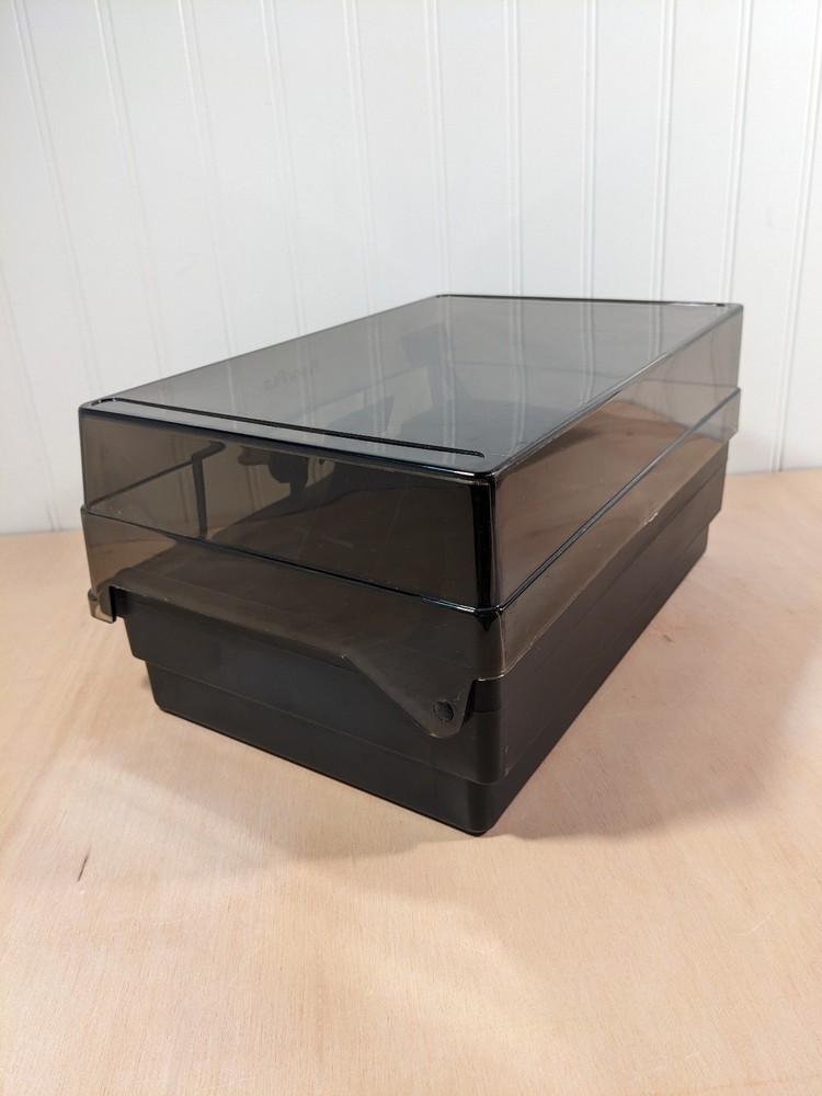 Flip 'N' File Storage Container for Computer Floppy Disksettes Locks W/ Key