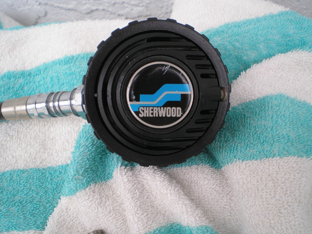 Sherwood compact  Regulator, Read all details, Excellent