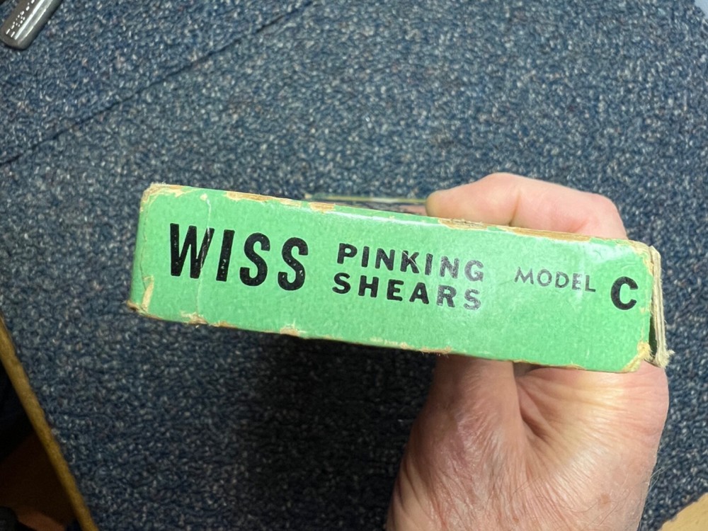 Vintage Wiss model C pinking shears, exc., original box