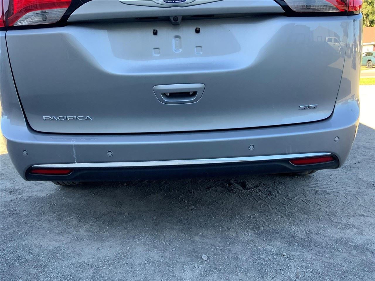 2017-2020 Chrysler Pacifica Driver Mirror Camera Used PN-68144068AD OEM