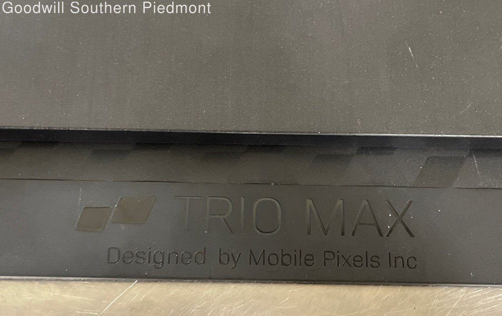 Mobile Pixels TRIO MAX 14" Portable Laptop Screen Extender - Tested
