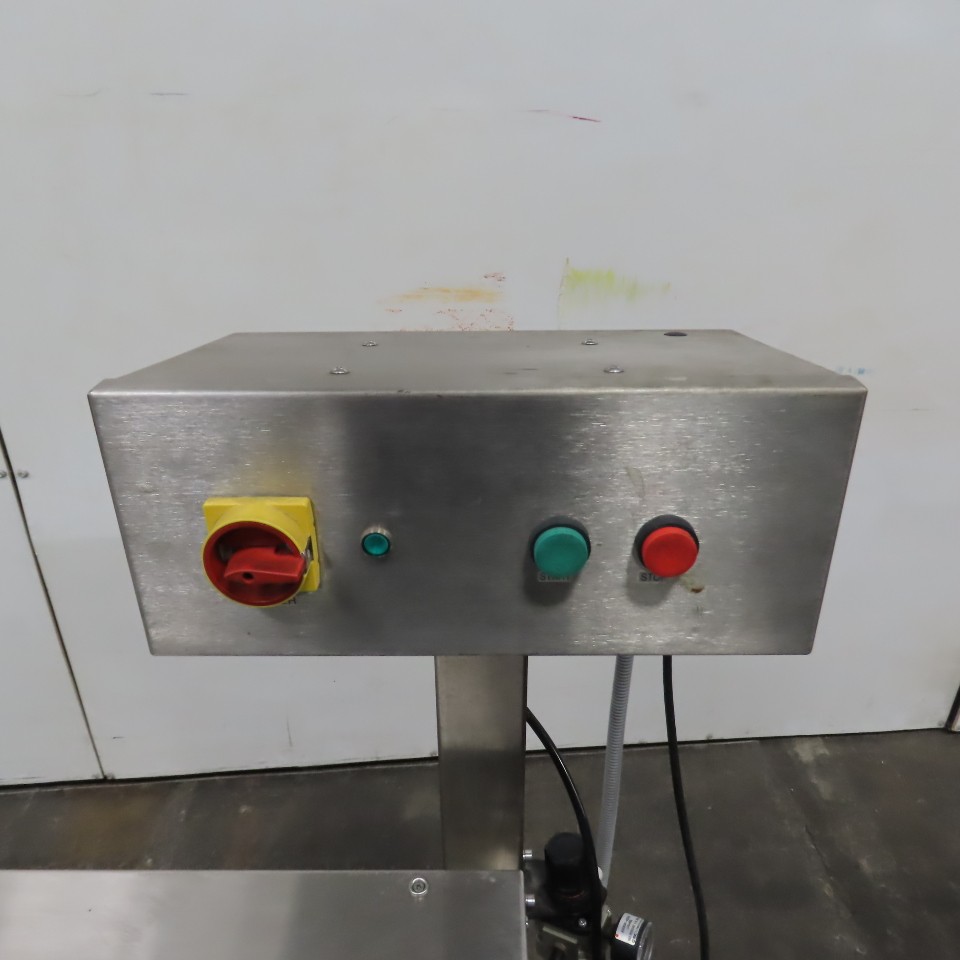 DIGI BLLA Automatic Weigh Labeler Machine 110V 1PH (Applicator Needs Work)