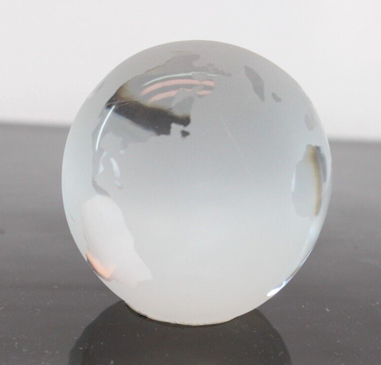 2" Solid Glass Etched Globe 01-01-00 2" Y2K retro