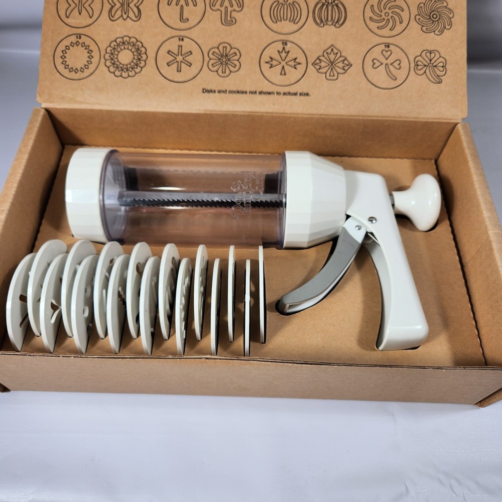 Pampered Chef Cookie Press 1525 Complete