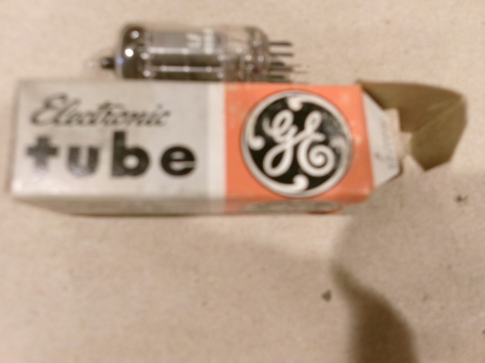 OEM VINTAGE ELECTRONIC TUBE GE 5T8