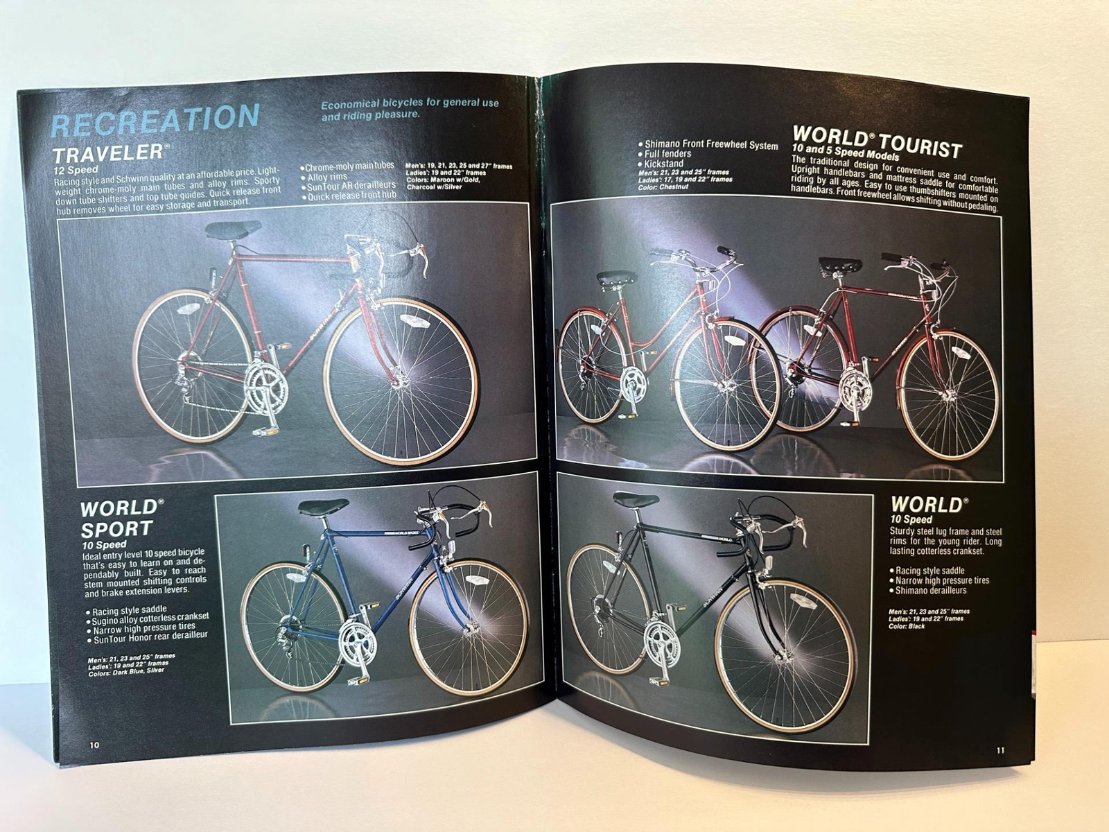 original 1983 Schwinn Bicycle Co. LIGHTWEIGHT CATALOG brochure