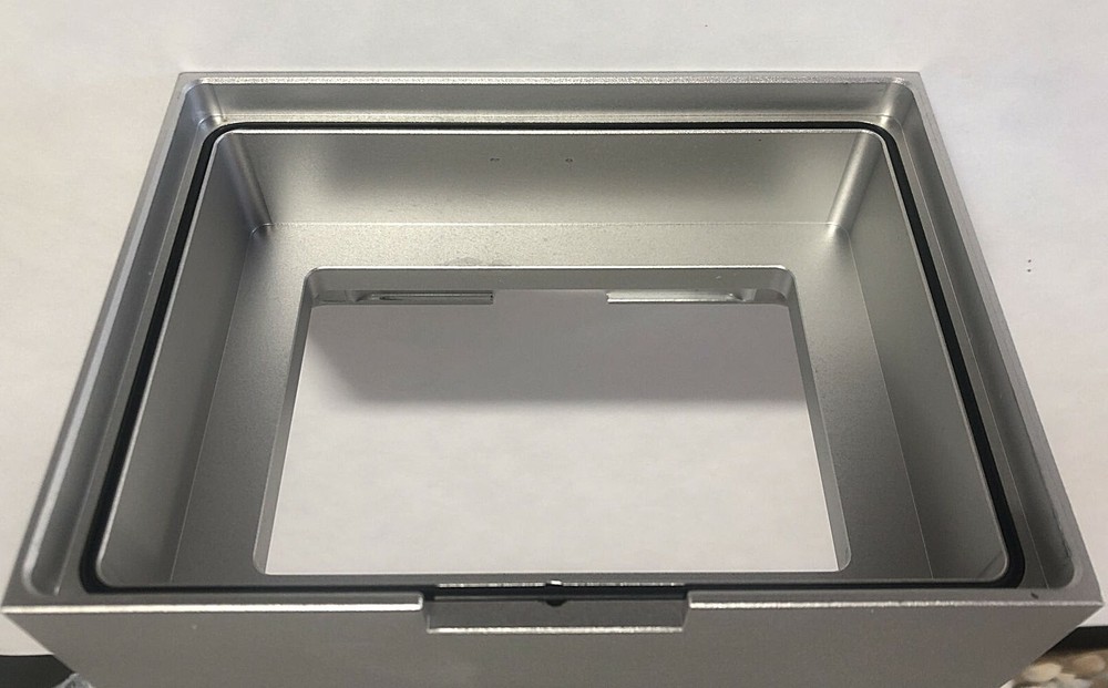 Qiagen Vacuum Manifold Upper Top