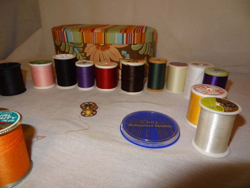 Sewing Box Mixed Lot 17 Thread Spools Different Colors Needles Bobbin