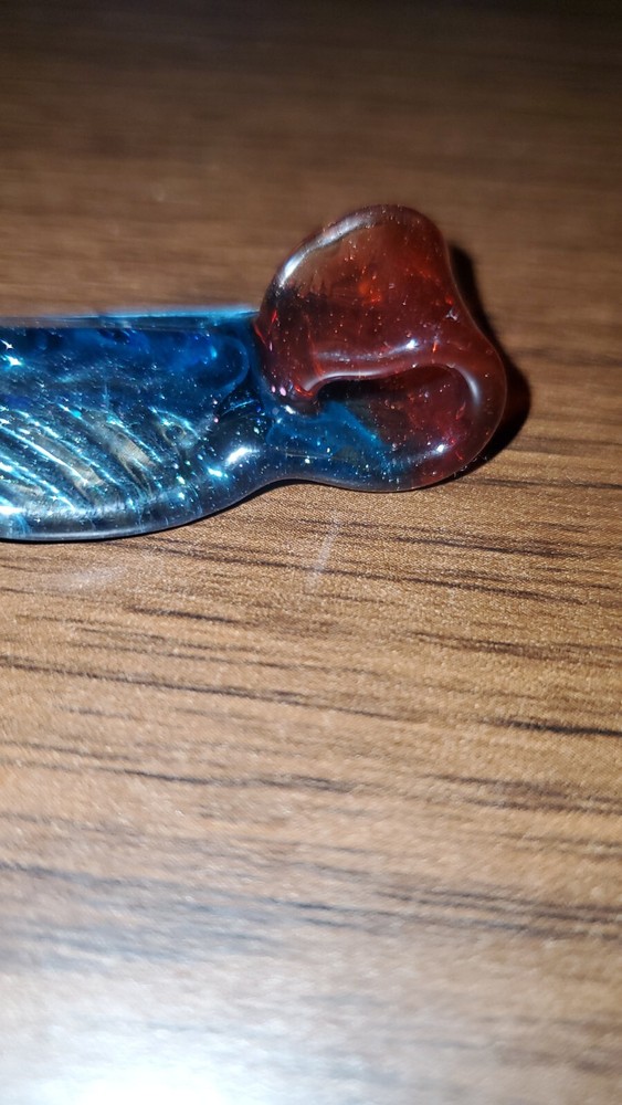 Rob Davila Glass Leaf Pendant