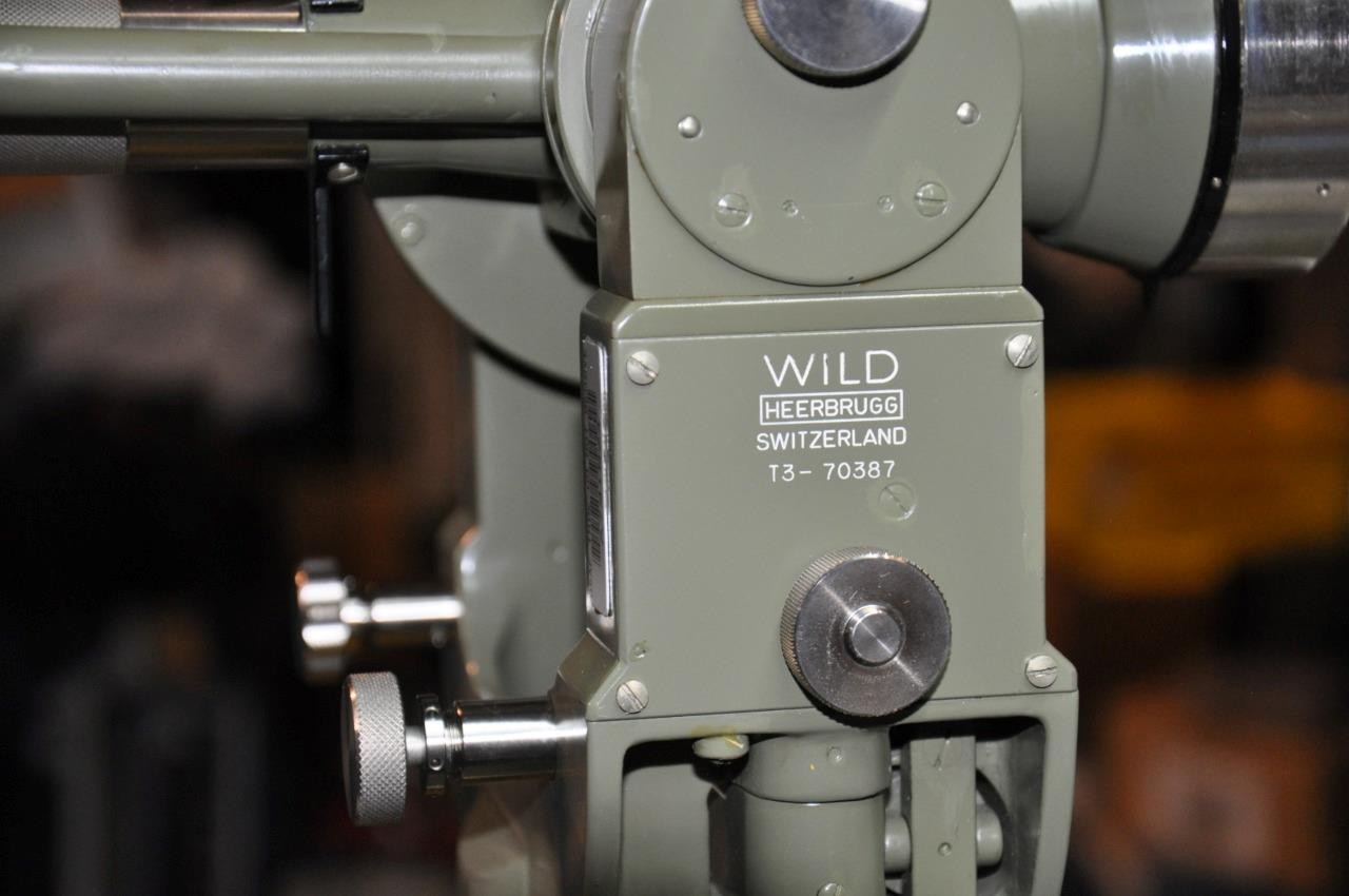Wild T3-70387 Theodolite with Bullet Case