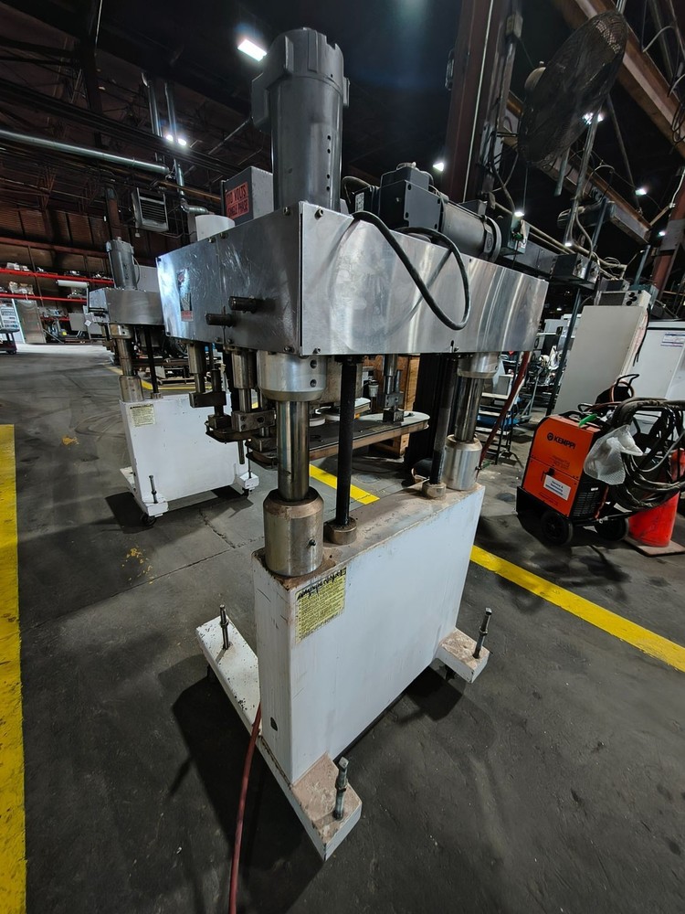 KAPS-ALL 4 SPINDLE CAPPING/RETORQUING MACHINE NO MODEL TAG