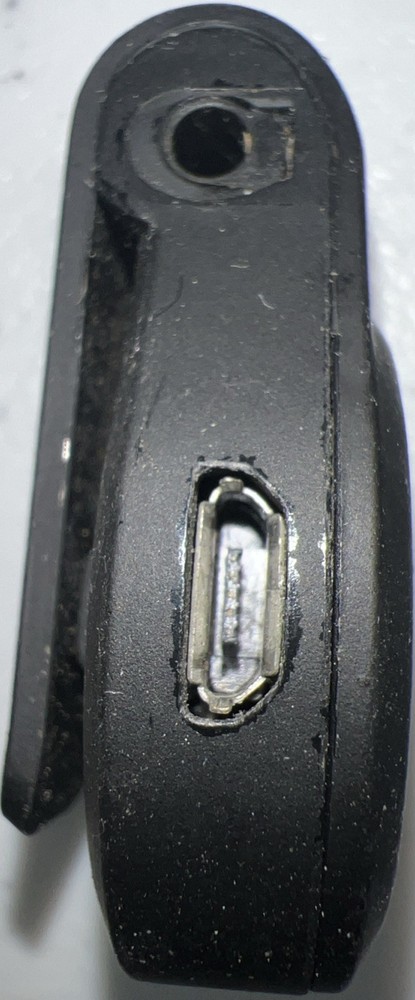 FOR PARTS Griffin iTrip Clip Bluetooth Audio Adapter Black! 🍀