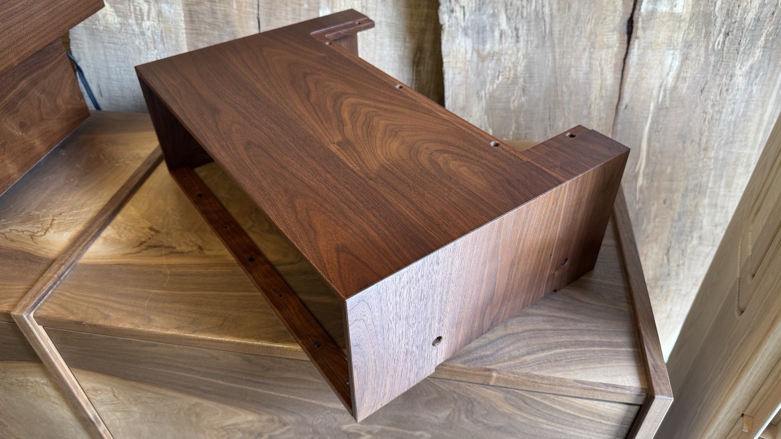 Sansui 8080/9090 Series Solid Walnut Replica Cabinet (Pre-Order)