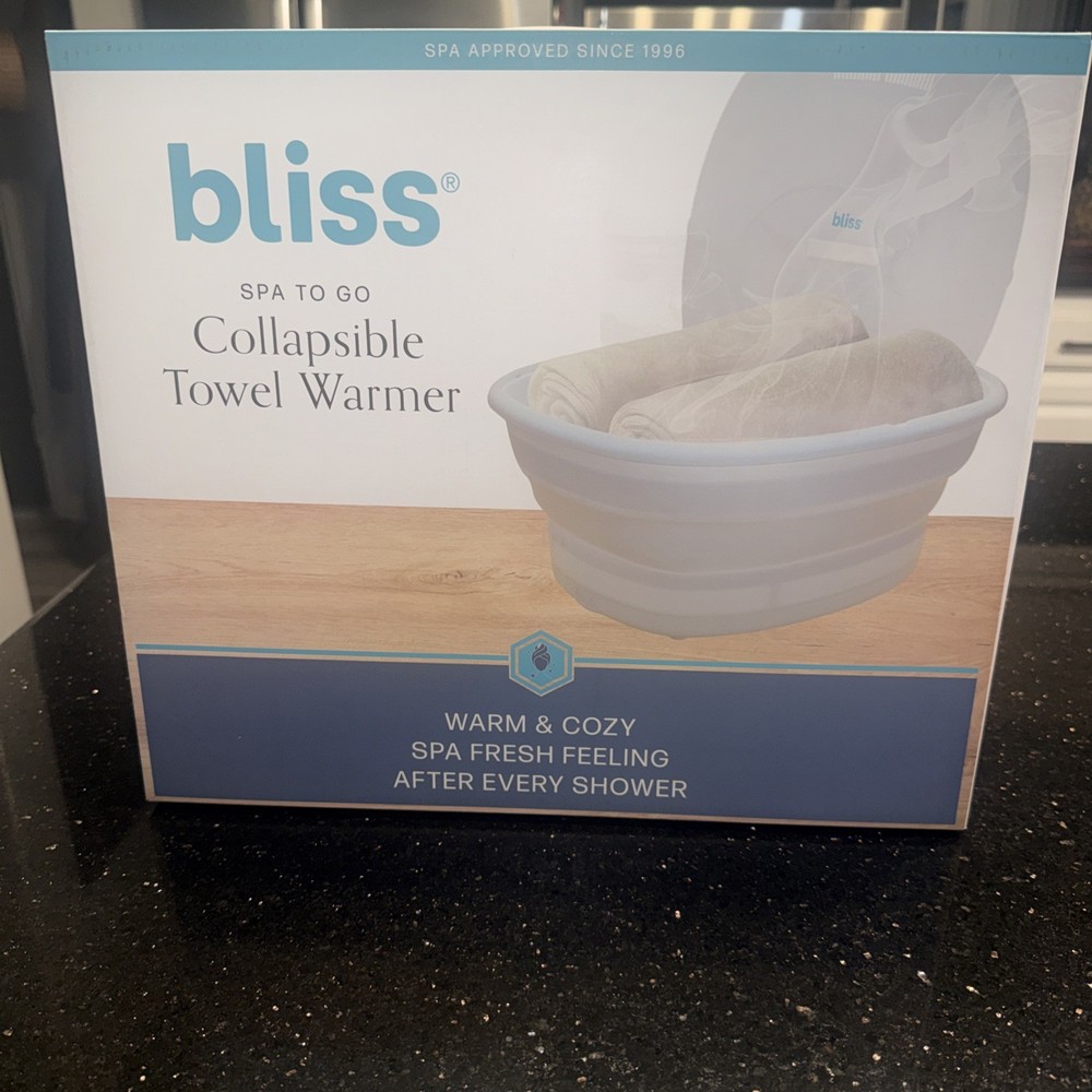 BLISS Spa To Go Collapsible Towel Warmer