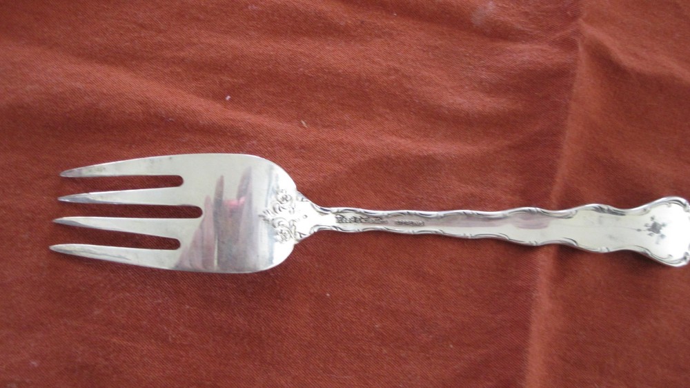 REED & BARTON STERLING SILVER TARA SALAD FORK NO MONOGRAM