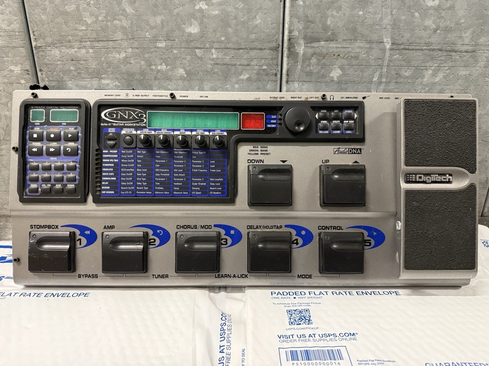 🎸 DigiTech GNX3 Guitar Workstation Multi-Effects Pedalboard – Fully Functional