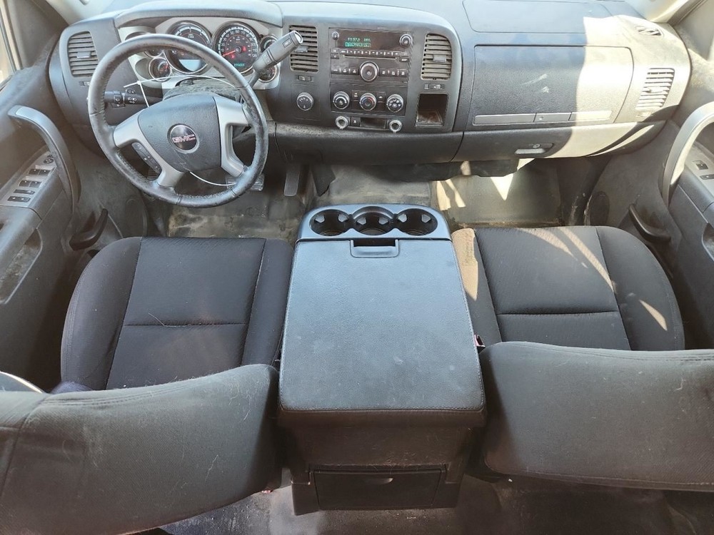 Passenger Right Front Spindle/Knuckle Fits 07-14 ESCALADE 2530588