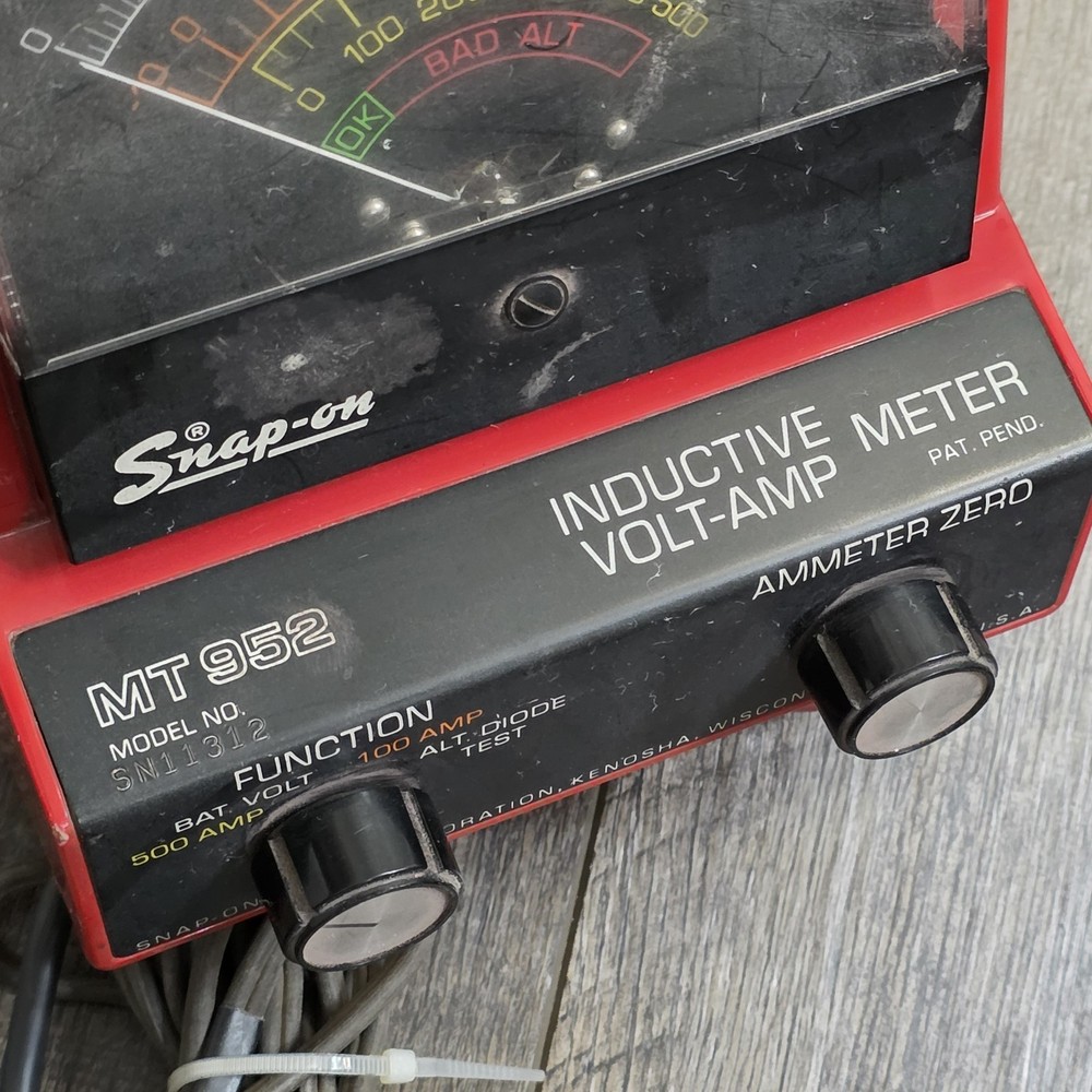 Vintage Snap-On Inductive Volt-Amp Meter MT 952, Model SN11826, UNTESTED