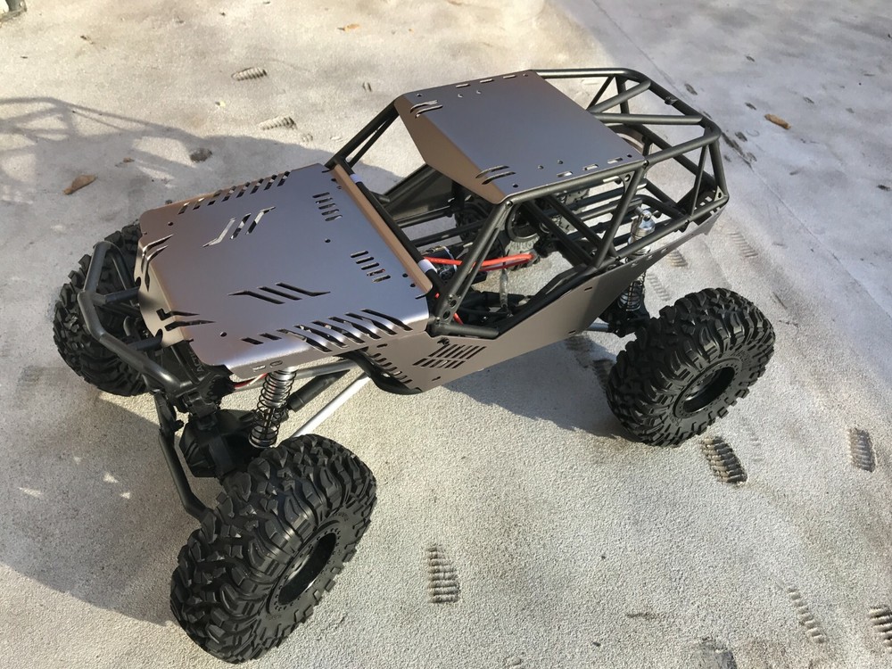 Aluminum Body Panel Kit for 1/10 Axial Wraith Grey