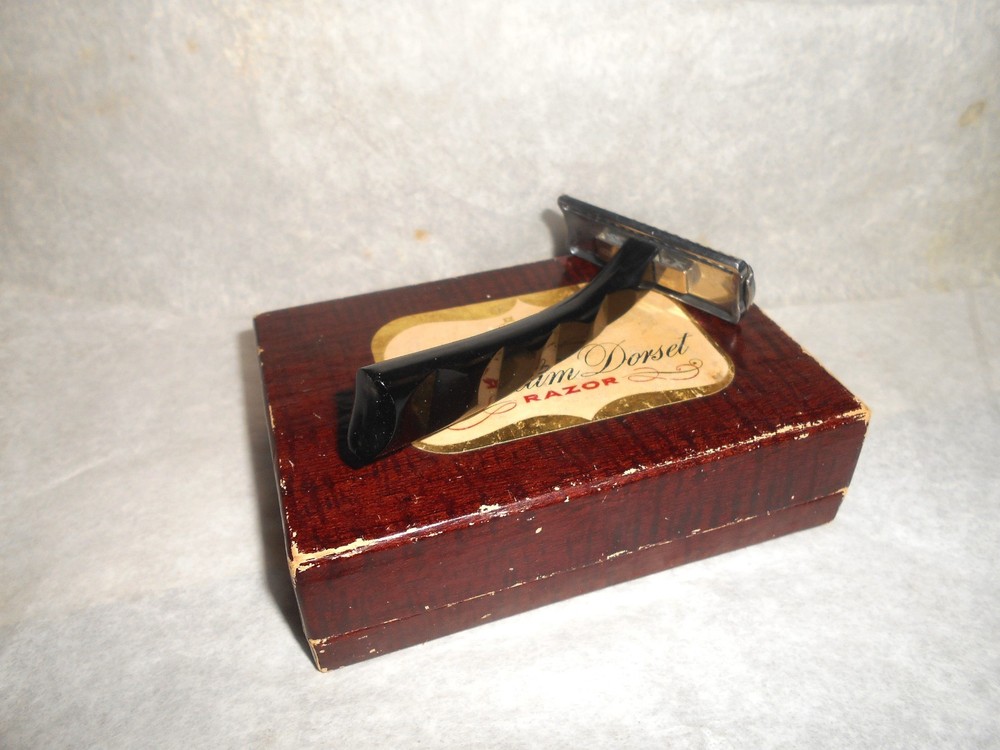 Durham Dorset Safety Razor w 1 Blade Box