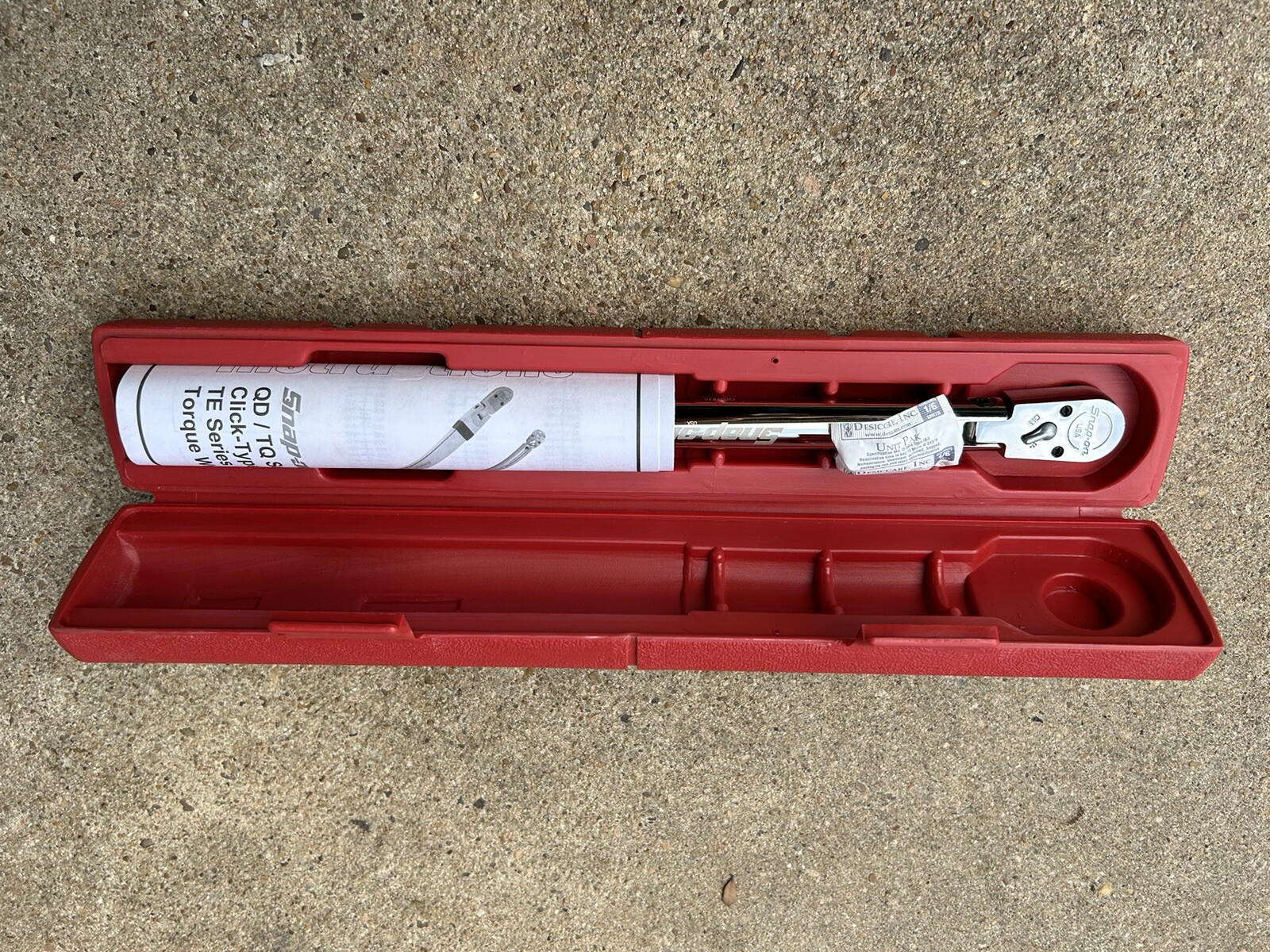 NEW Snap on QD2FR75 -3/8" Dr. Click-Type Flex-Head Torque Wrench with Carry Case