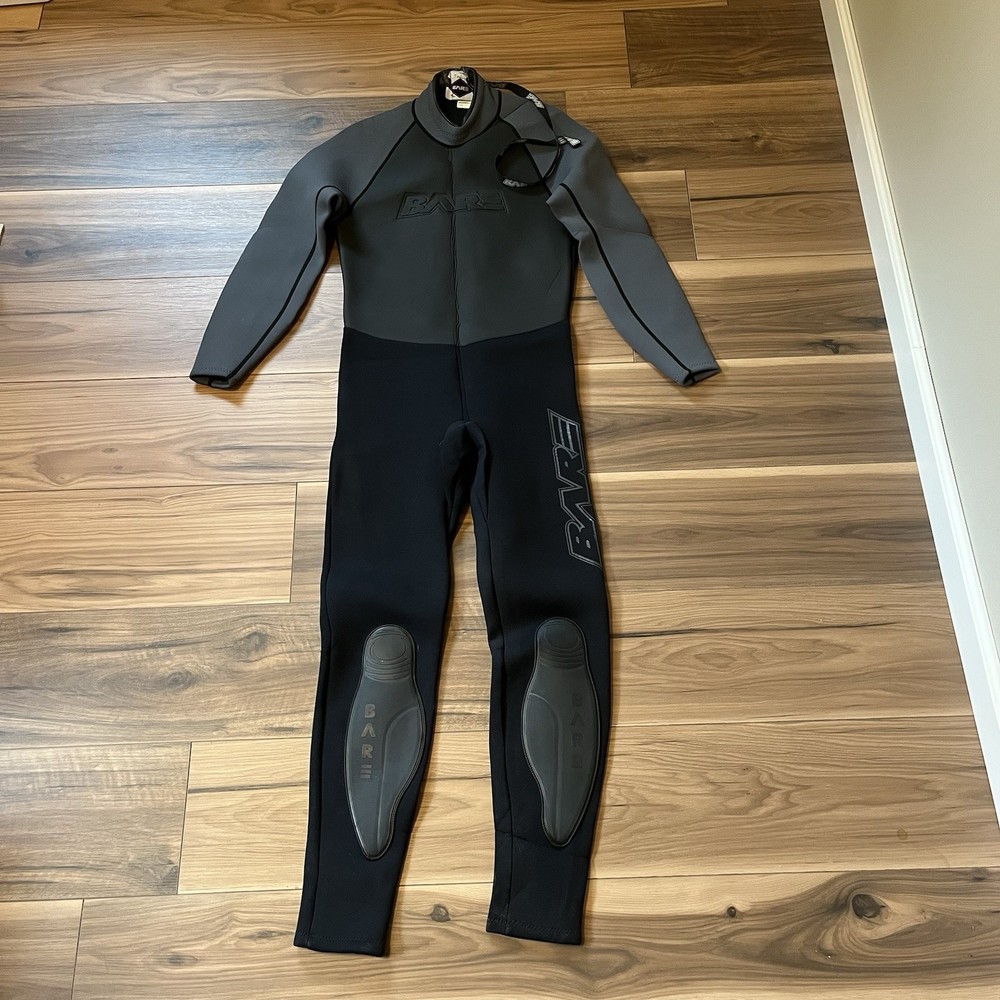 Bare Attack Men’s Full Wetsuit Size Small Black Gray