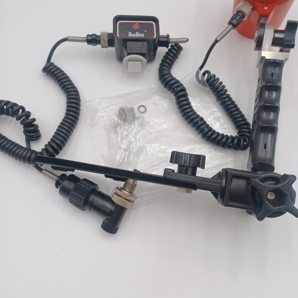 Scuba! Ikelite Substrobe MS underwater camera strobe and Camera Mount And Extras