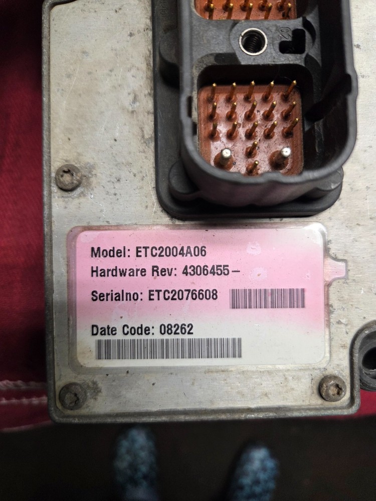TRANSMISSION CONTROL MODULE TCM ,ECU ETC2076608, ETC2004A06, 08262 MUST PROGRAM
