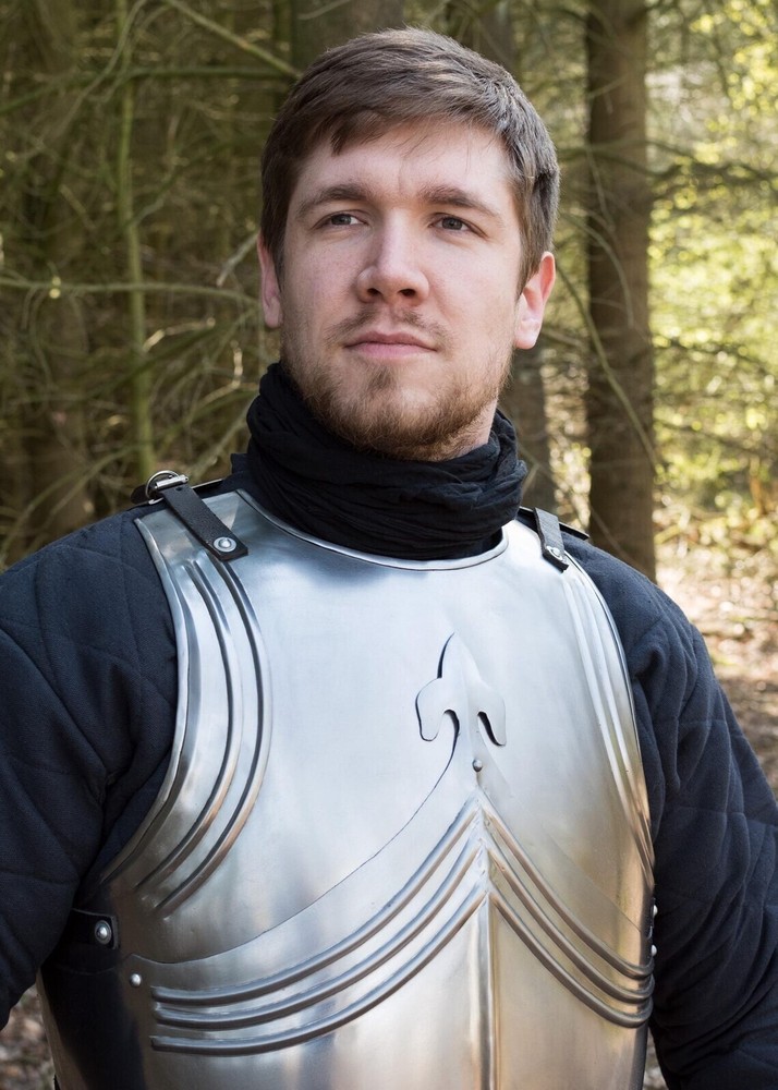 Gothic Armor with Leg Pockets – Full Medieval Suit with Practical Storage