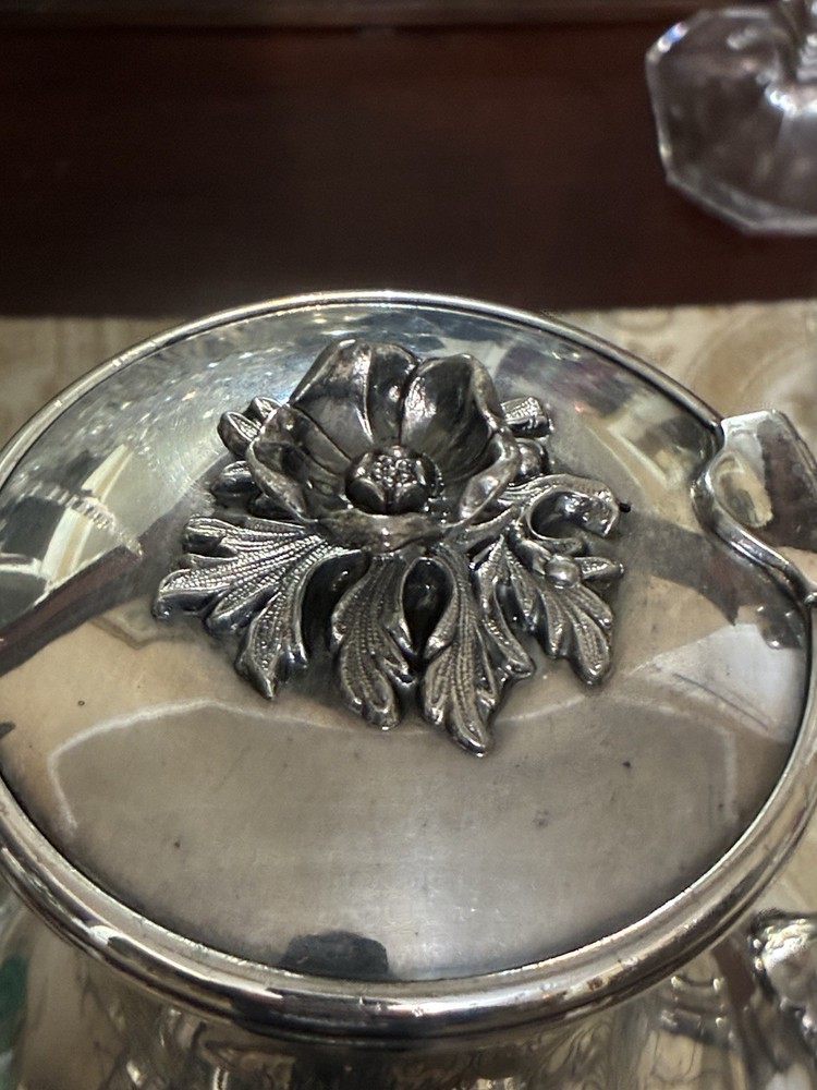 Sheffield Silver Co NY Floral Hand Chased Silver Playe Tea Pot